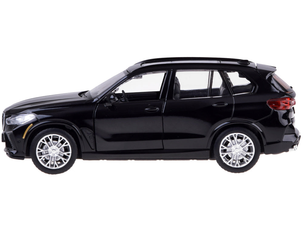 Metalinis automobilio BMW X5M modelis su šviesos ir garso efektais, juodas