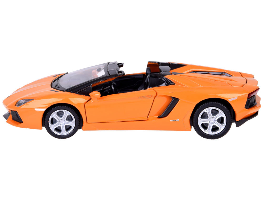 Metalinis automobilio modelis Lamborghini Aventador Roadster, oranžinis