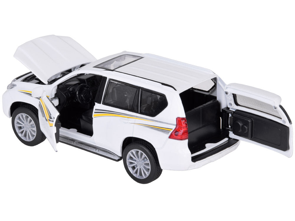 Metalinis automobilio modelis TOYOTA LAND CRUISER PRADO, baltas