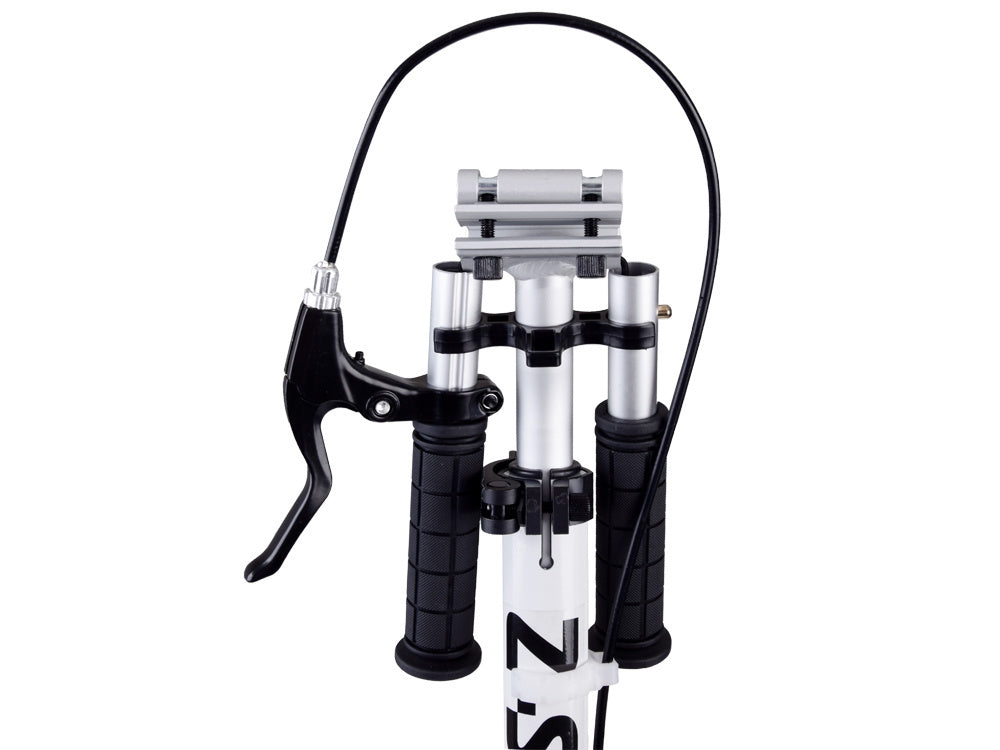 Sulankstomas paspirtukas su rankiniais stabdžiais, baltas