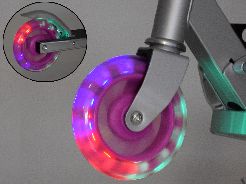 Sulankstomas paspirtukas su šviečiančiais ratais, violetinis