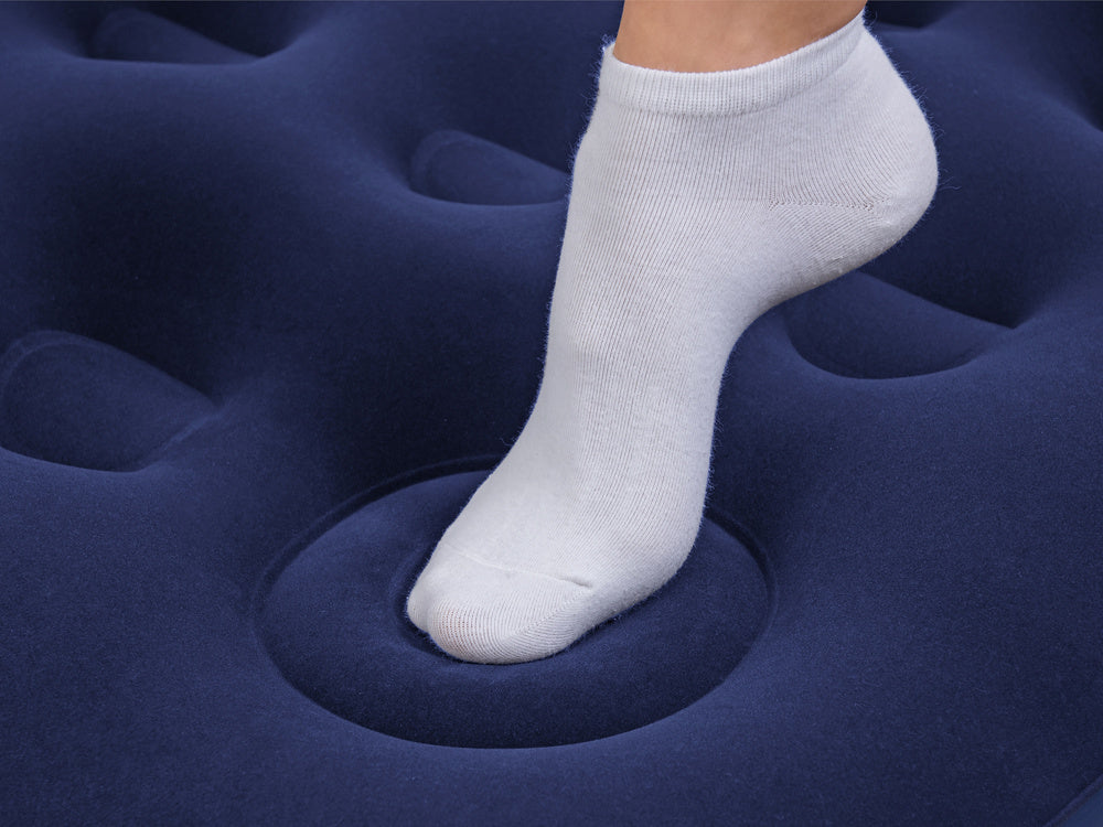 Dvivietis pripučiamas čiužinys su įmontuotu siurbliu 203x152x28cm, Bestway