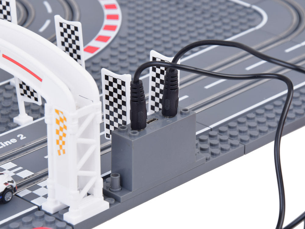 Žaislinė lenktynių trasa su 2 nuotolinio valdymo automobiliais!