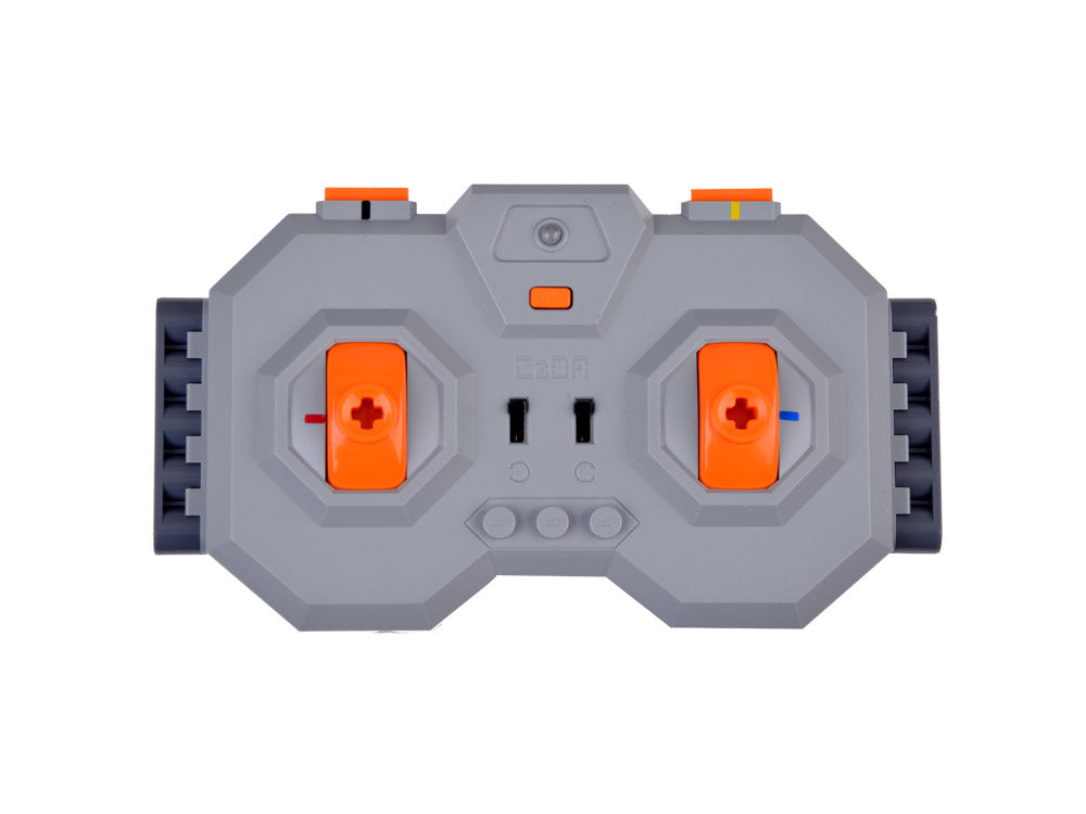 Nuotoliniu būdu valdomas konstruktoriaus rinkinys 1675 el, traktorius ir plūgas