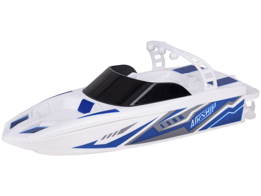 Nuotoliniu būdu valdoma vandens jachta, balta