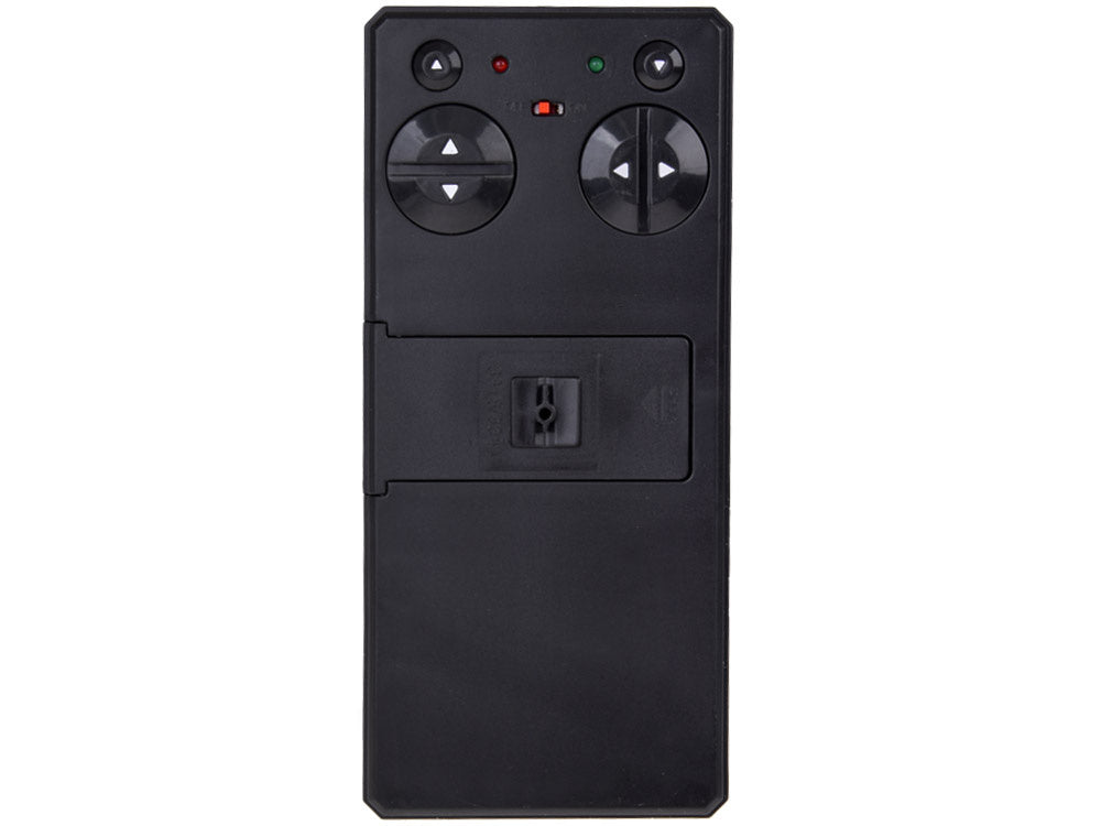 Nuotoliniu būdu valdoma vandens jachta, raudona