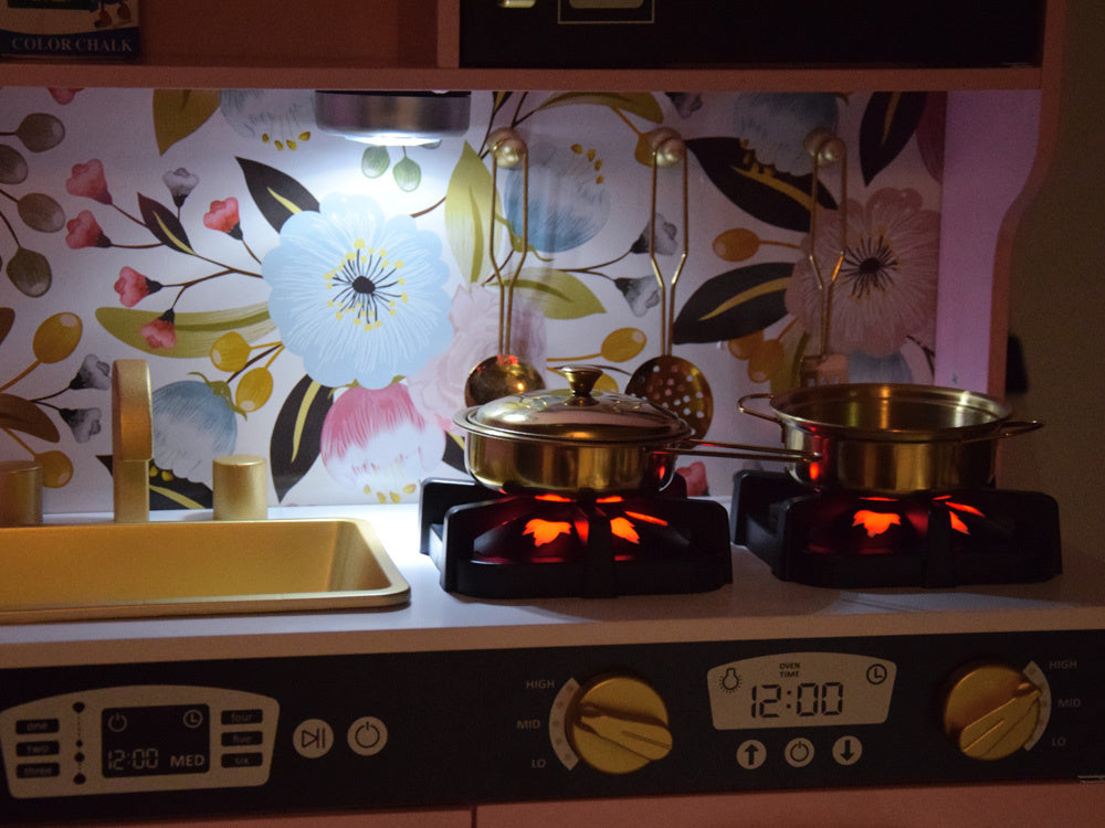 Didelė retro stiliaus medinė virtuvė vaikams, rožinė