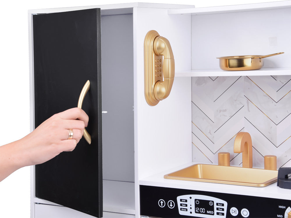 Didelė retro stiliaus medinė virtuvė vaikams, balta