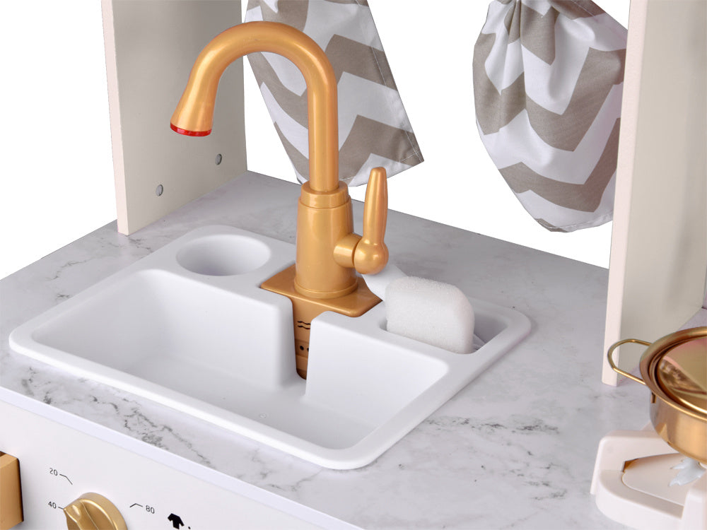 Didelė medinė Glamour stiliaus virtuvė vaikams su priedais