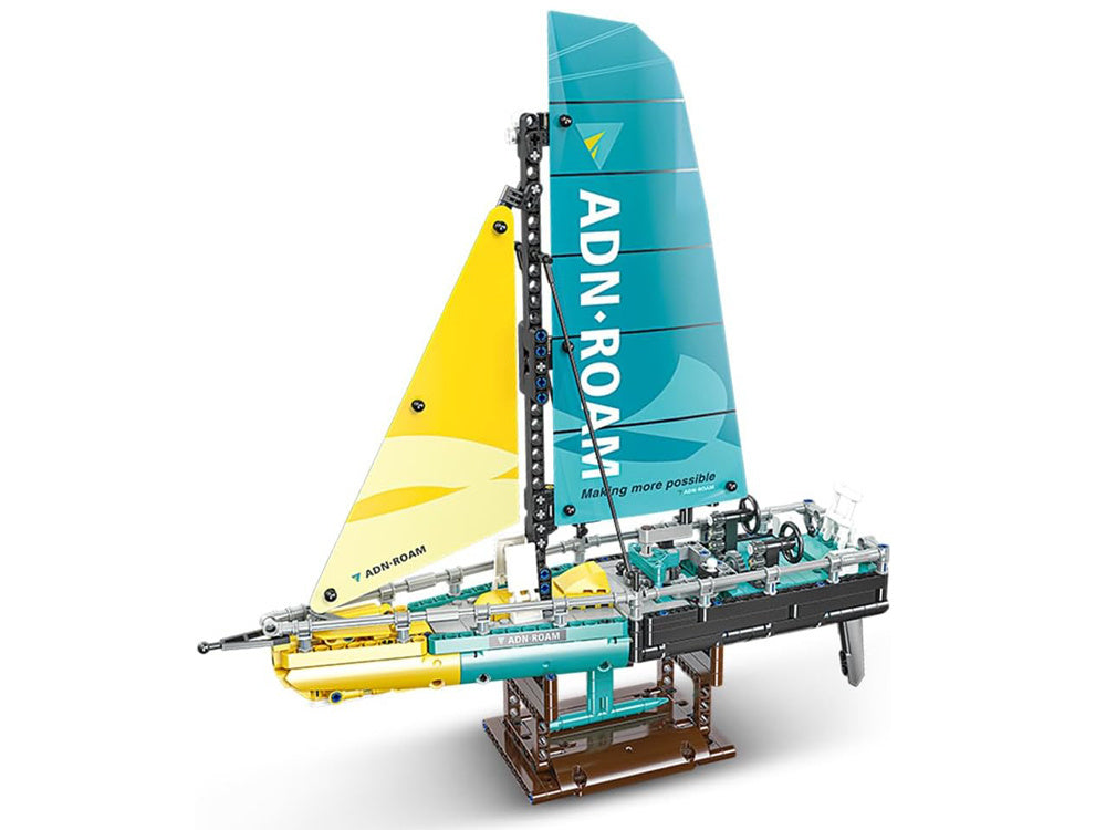 Lenktyninės jachtos konstruktorius 675 el.