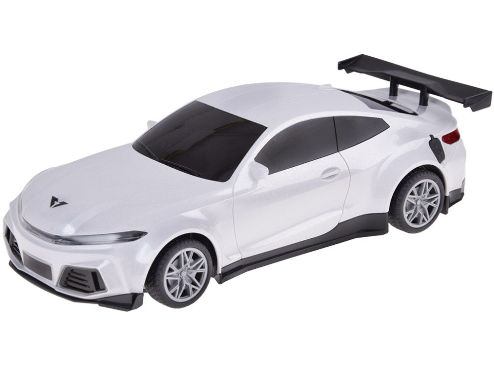 Nuotoliniu būdu valdomas lenktyninis automobilis su šviesos ir garso efektais, baltas