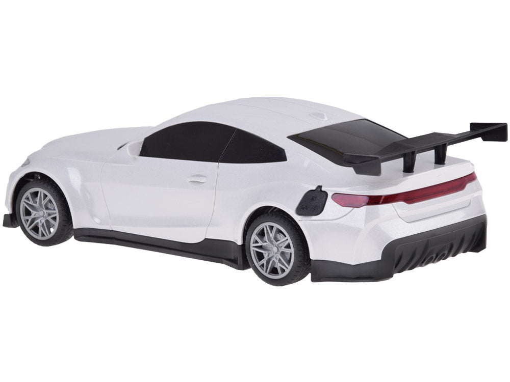 Nuotoliniu būdu valdomas lenktyninis automobilis su šviesos ir garso efektais, baltas