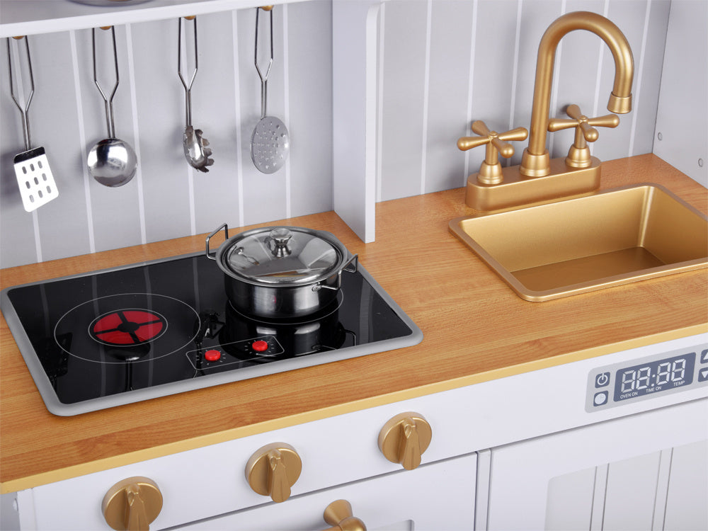 Elegantiška medinė virtuvė su priedais, šviesos ir garso efektais, balta