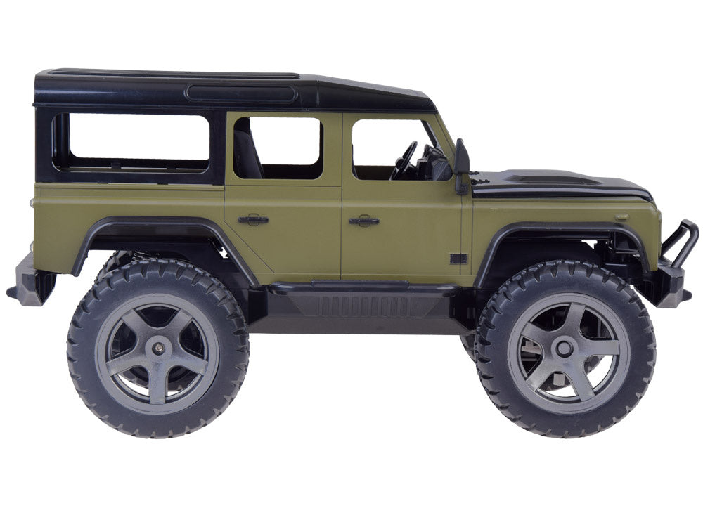 Nuotoliniu būdu valdomas Land Rover Off-road automobilis, žalias