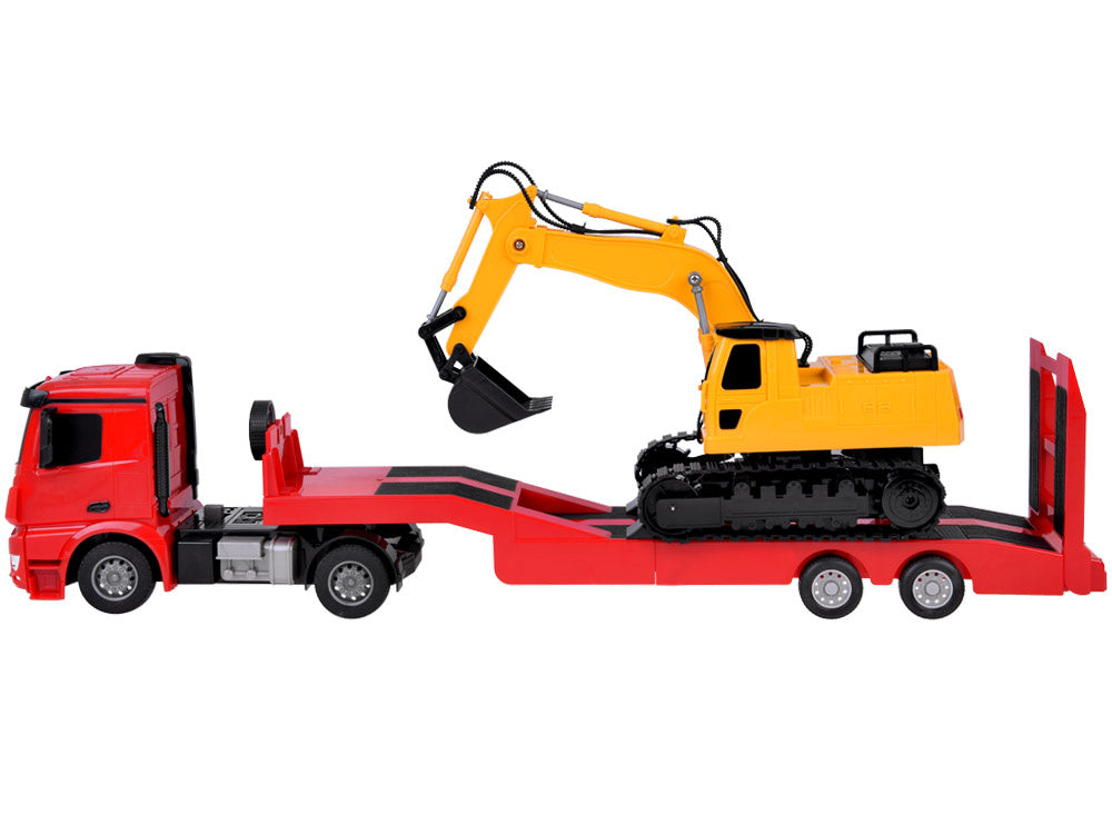 Nuotoliniu būdu valdomas sunkvežimis Mercedes su priekaba ir ekskavatoriumi