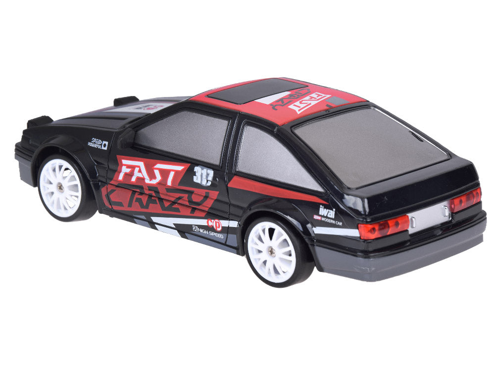 Nuotoliniu būdu valdomas drifto automobilis, juodas