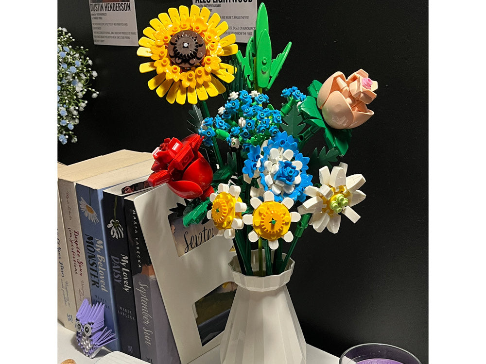 Statybinis konstruktorius vaikams „Gėlių puokštė“ 618 el.