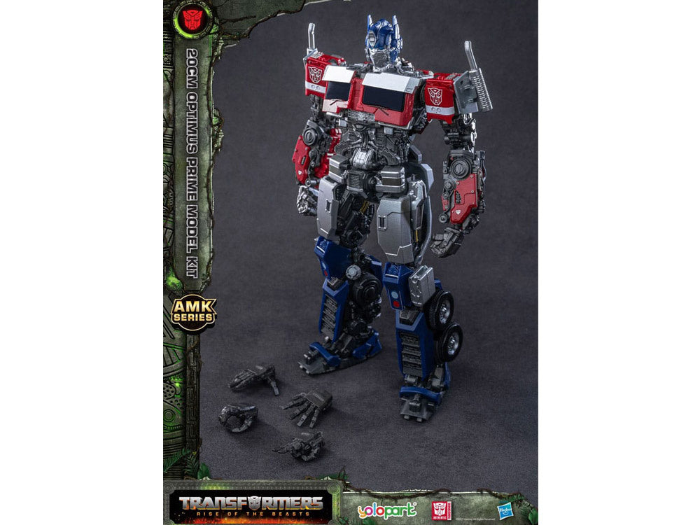 Žaislinis Hasbro Optimus Prime transformerio figūrėlė su priedais 20cm