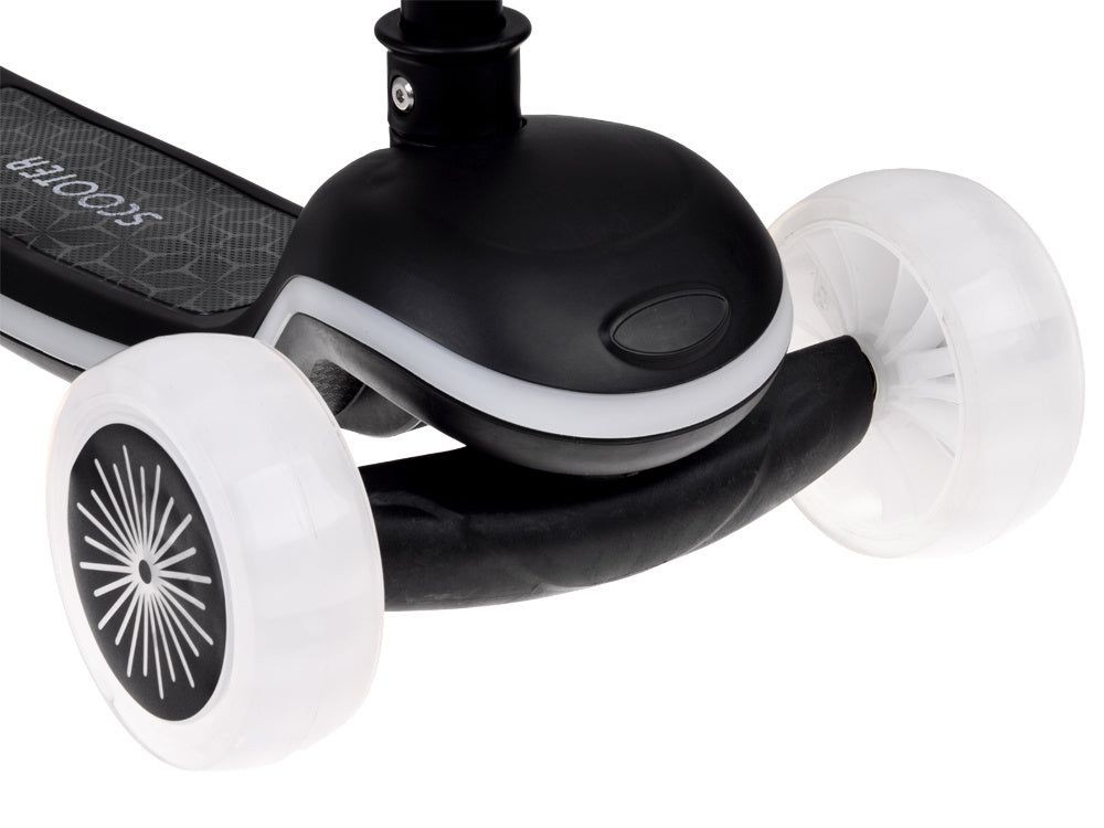 Vaikiškas triratis paspirtukas su LED apšvietimu ir muzika, juodas