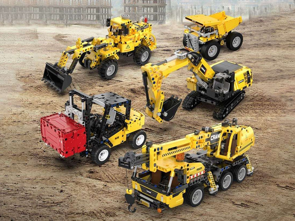 Statybinio krano CaDA konstruktorius vaikams su judančiais elementais 658 vnt.