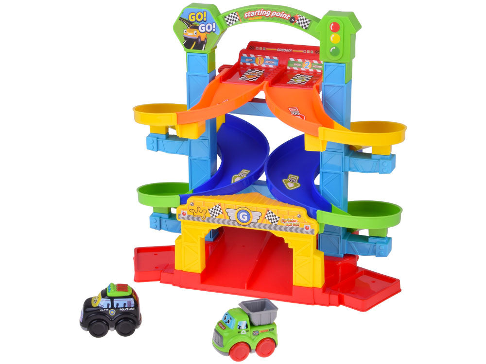 Spiralinė lenktynių trasa su 2 automobiliai