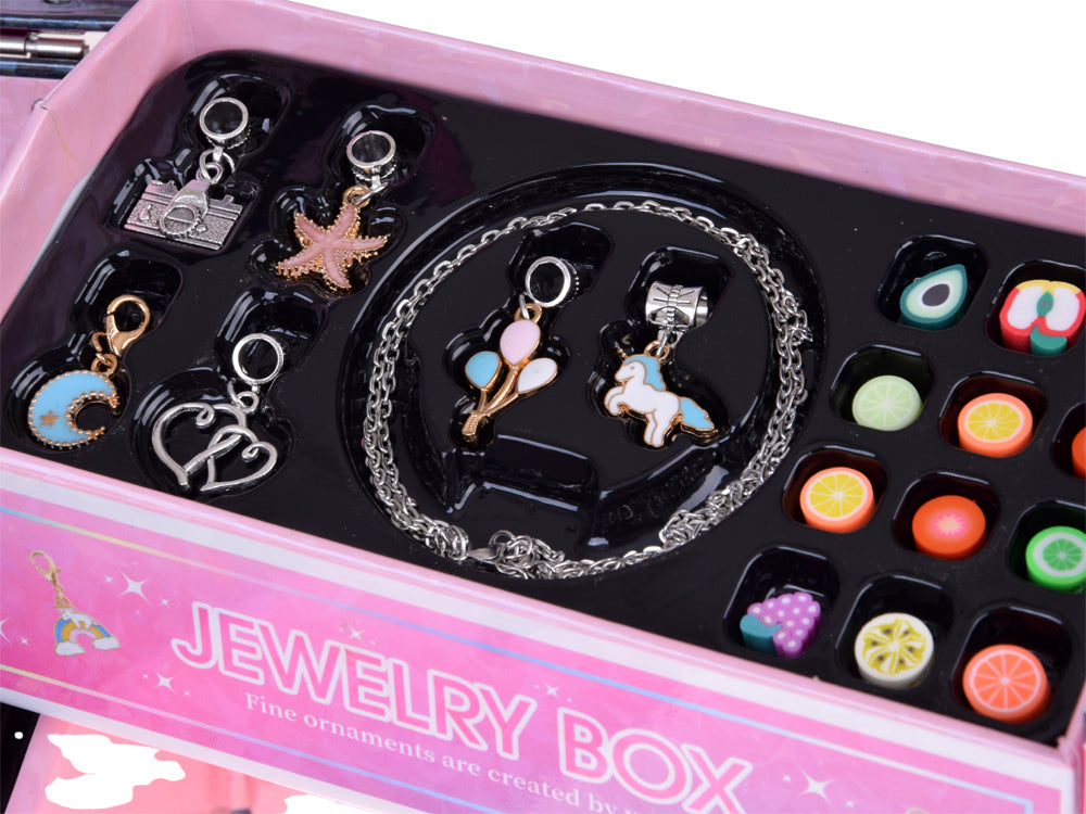 Sulankstoma papuošalų dėžutė su karoliukais ir plaukų aksesuarais