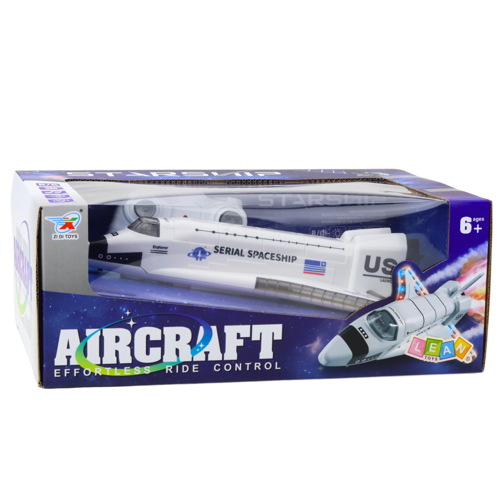 Nuotoliniu būdu valdomas kosminis erdvėlaivis su dūmų efektais