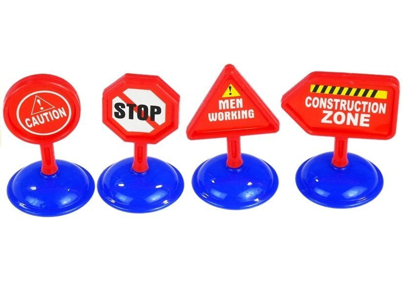 Surenkamas mažojo mechaniko traukinys su įrankiais