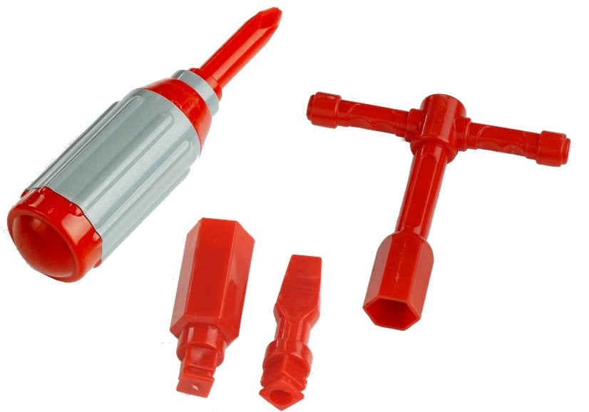 Ugniagesių automobilis su priedais