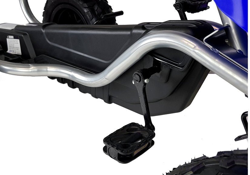 Pedalais minamas velomobilis su pripučiamais ratais B012, mėlynas