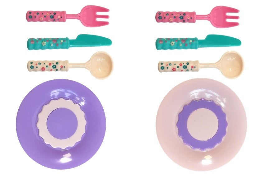 Saldumynų rinkinys su tortu ir priedais