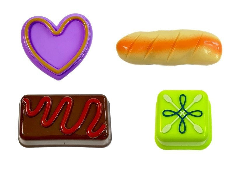 Saldumynų rinkinys su tortu ir priedais