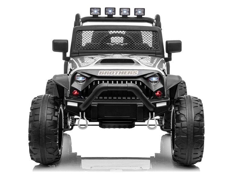 Dvivietis elektromobilis džipas Jeep JC666, sidabrinis lakuotas