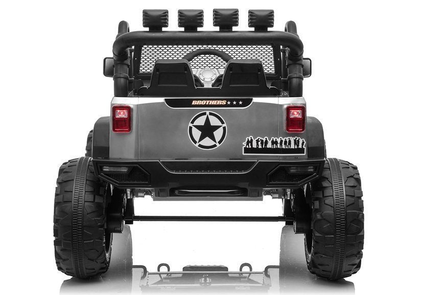 Dvivietis elektromobilis džipas Jeep JC666, sidabrinis lakuotas