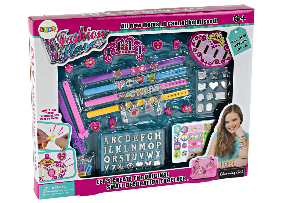 Apyrankių ir pakabukų rinkinys