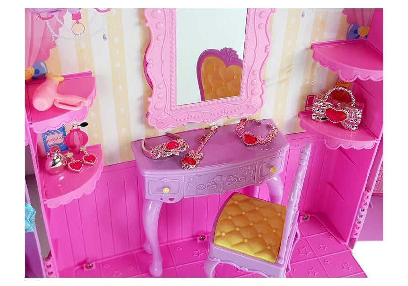 Lėlė savo persirengimo kambaryje su šviesa ir veidrodžiu, 26 cm