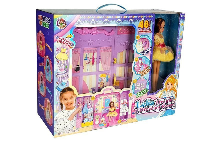 Lėlė savo persirengimo kambaryje su šviesa ir veidrodžiu, 26 cm