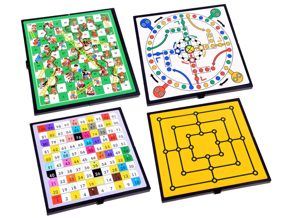 18 stalo ŽAIDIMŲ RINKINYS viename