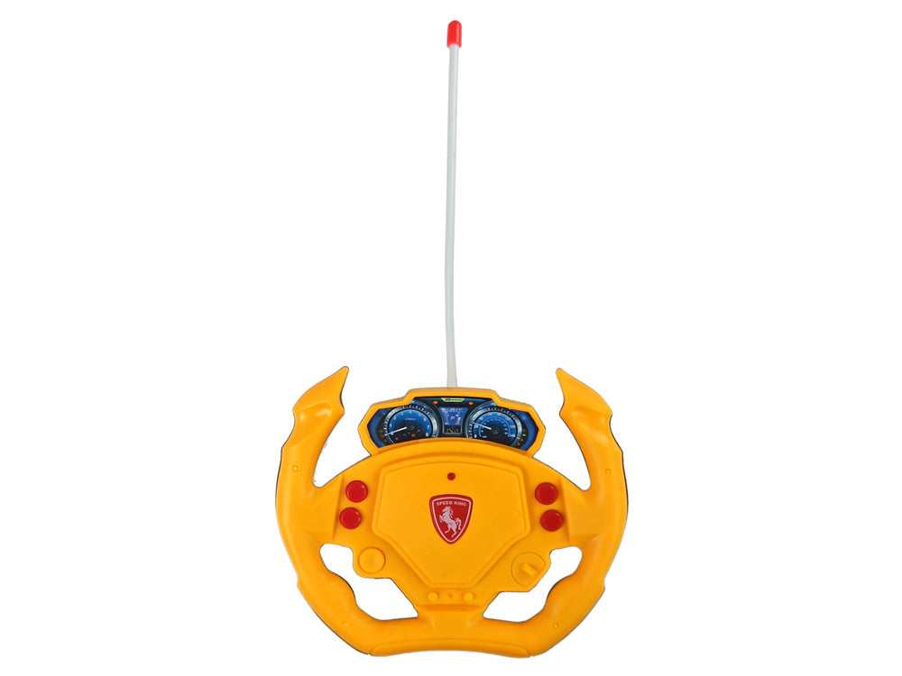 Nuotoliniu būdu valdomas keleivis lėktuvas, baltas