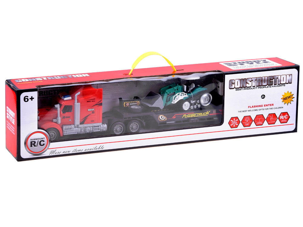 Nuotoliniu būdu valdomas amerikietiškas sunkvežimis - vilkikas su traktoriumi