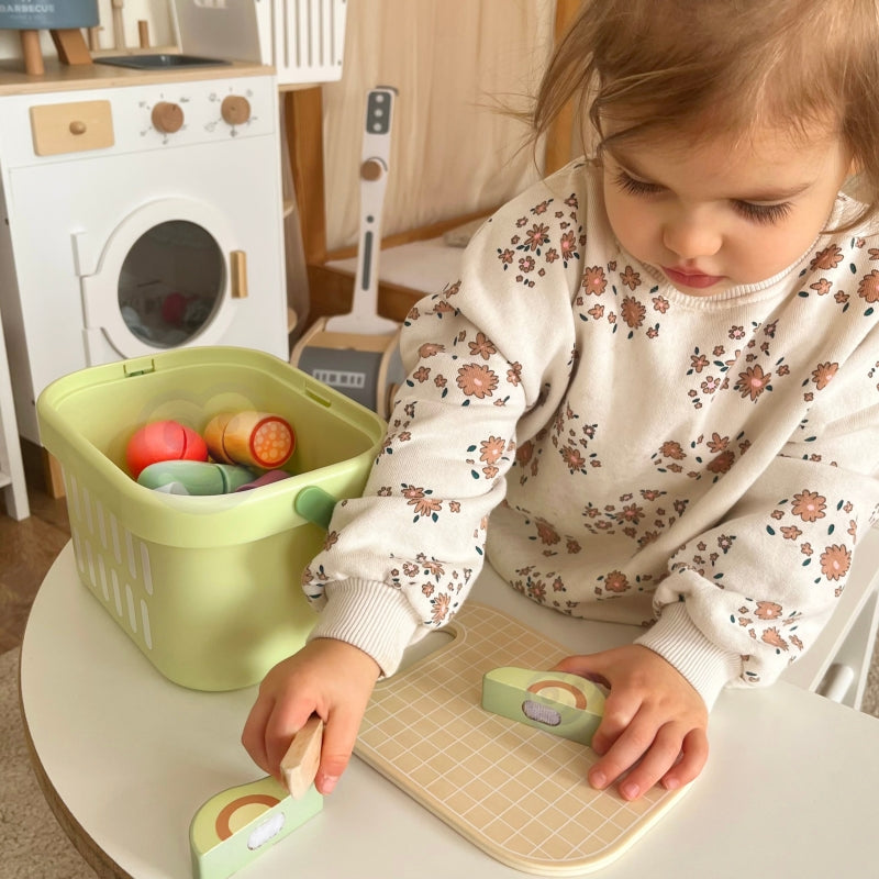 Pjaustomas medinis maisto rinkinys „Daržovės ir vaisiai“ TOOKY TOY