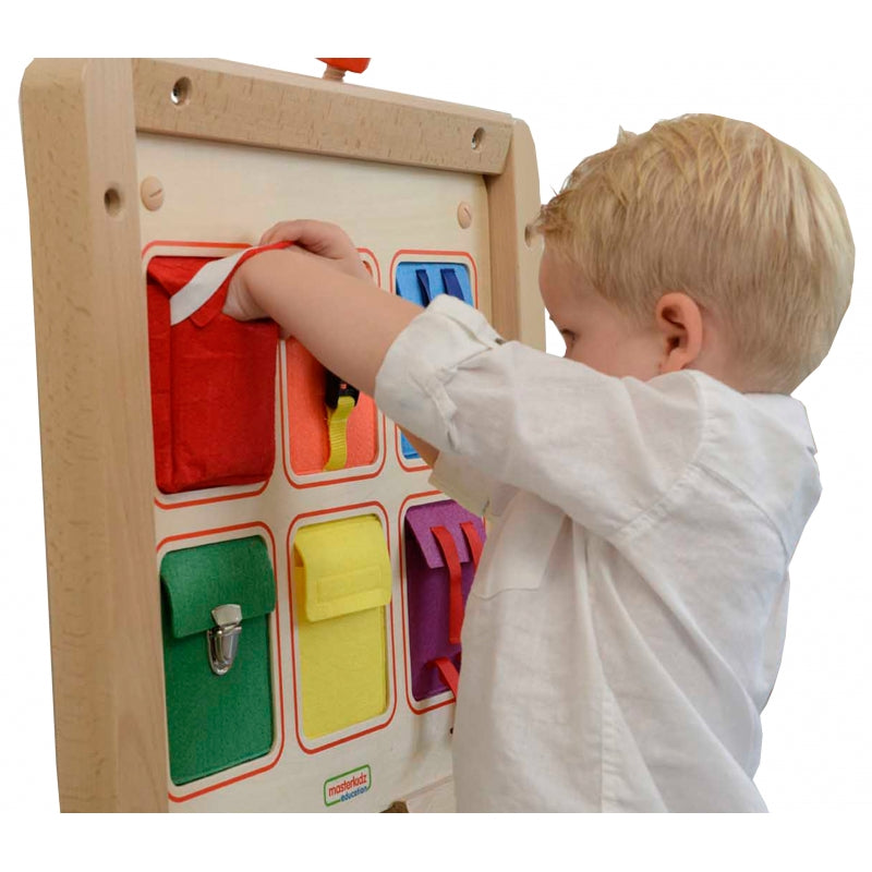 Medinė manipuliavimo lenta su užsegimais, MASTERKIDZ