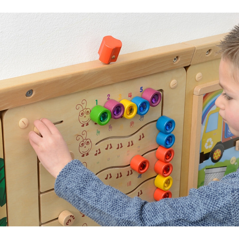 Montessori edukacinė sieninė lenta “Spalvoti vikšrai”, MASTERKIDZ