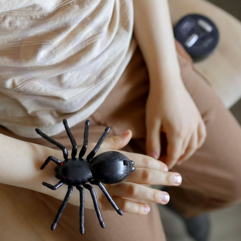 Nuotoliniu būdu valdomas voras su šviesos efektais, juodas, WOOPIE