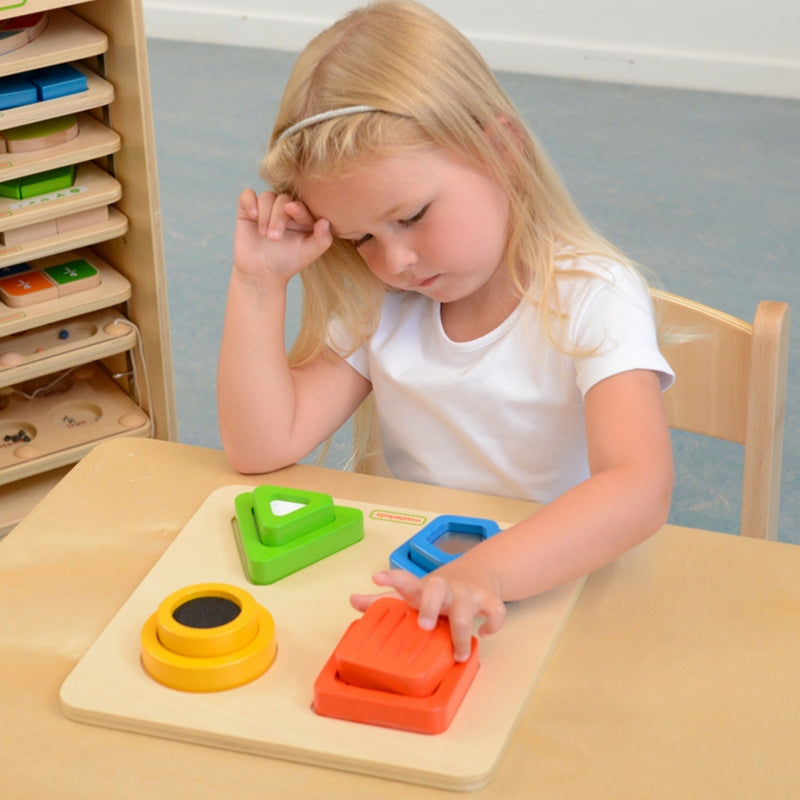 Masterkidz eduakcinis formų žaidimas