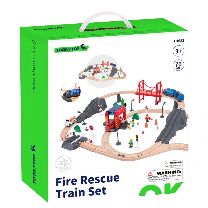 Medinis elektrinis traukinys „Gaisrinė“ su garso efektais, 70 vnt. FSC, Tooky Toy