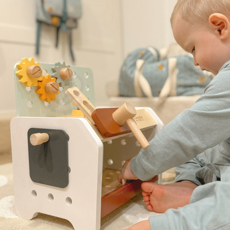 Medinės vaikiškos dirbtuvės su įrankiais CLASSIC WORLD