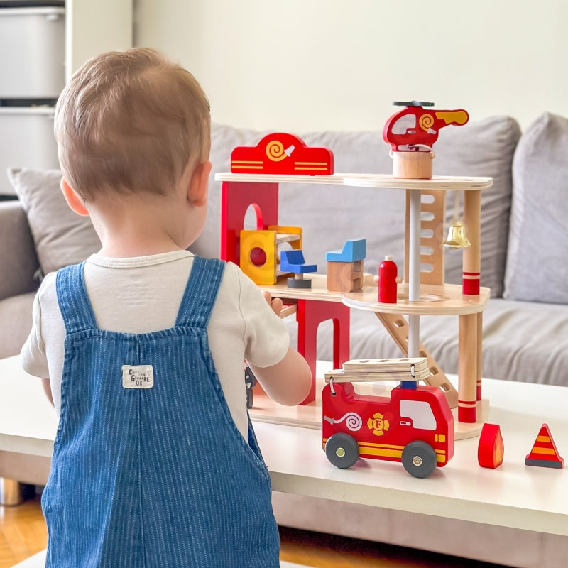 Medinis priešgaisrinės stoties rinkinys vaikams su figūrėlėmis 14 el., VIGA