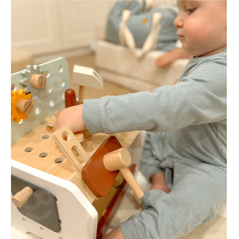 Medinės vaikiškos dirbtuvės su įrankiais CLASSIC WORLD