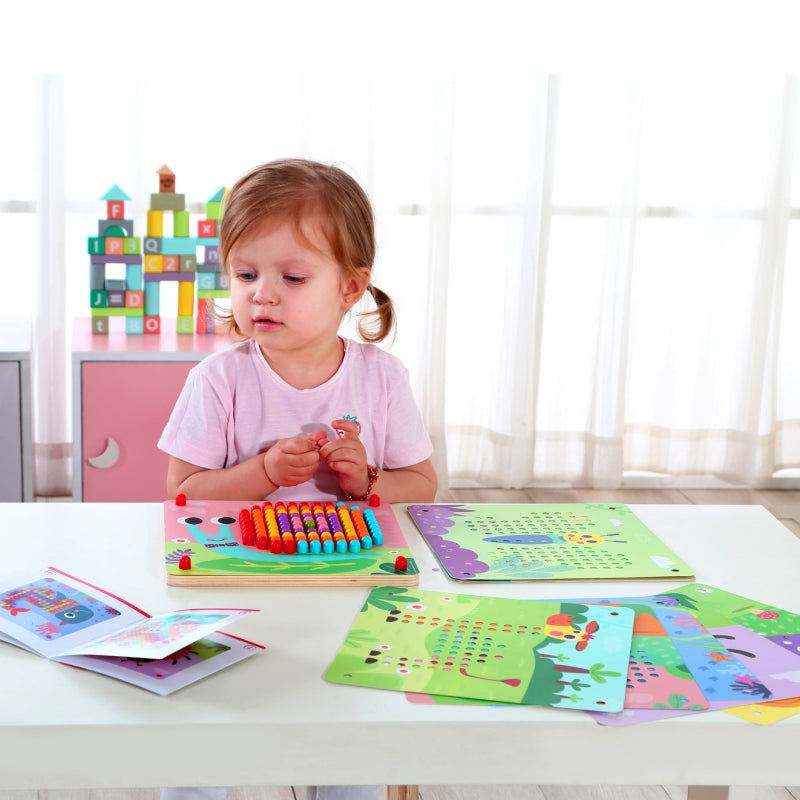 Spalvinga vaikiška puzlė 10 vnt. šablonų ir kaištukai, Tooky Toy